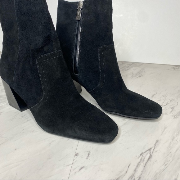 Blondo Sadie Black Suede Bootie 8 1/2 M - Picture 9 of 14